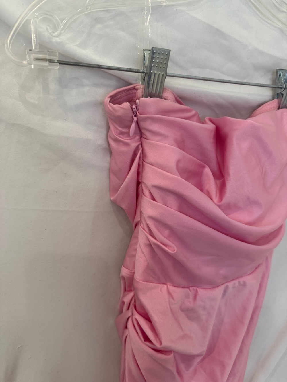 Oh Polly Pink ruched side zip draped Satin Mini Dress - size 0 - Picture 4 of 4
